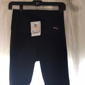 NEW PUMA PWRSHAPE TIGHT- size S black leggings